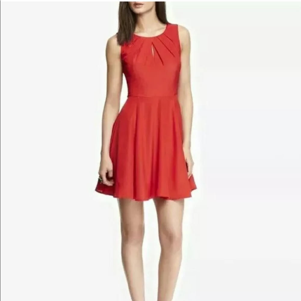 Express Keyhole Pleated Fit & Flare Dress - XS (0)